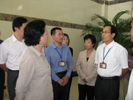 省領(lǐng)導、市領(lǐng)導來我司進行視察、指導